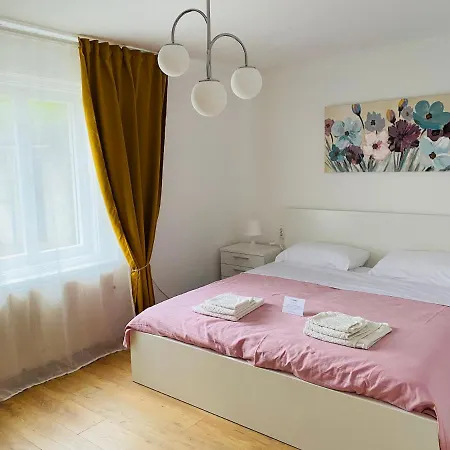 Sea Apartment *