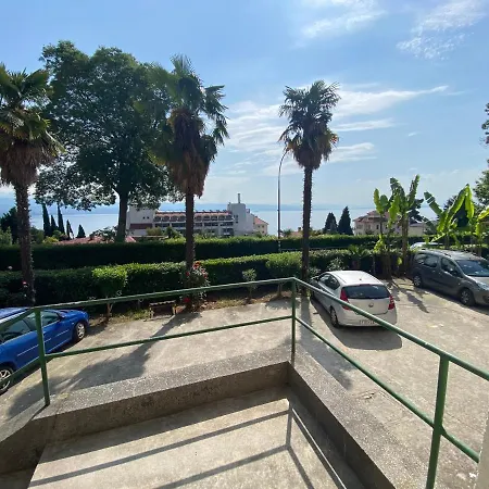 Sea Apartment